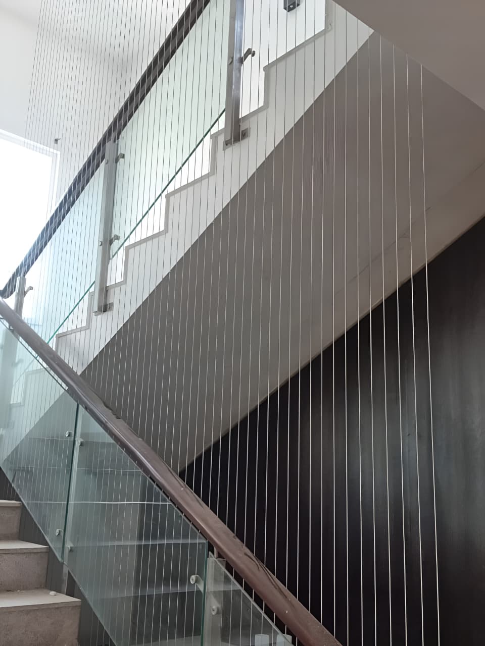 Staircase invisible grills installation
